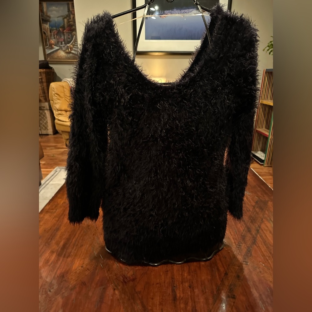 Like New! Hot Topic. Black, v neck, fuzzy soft sweater. In perfect condition.